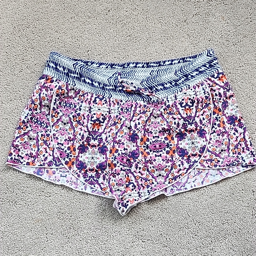 Athleta Ipanema Petal Short